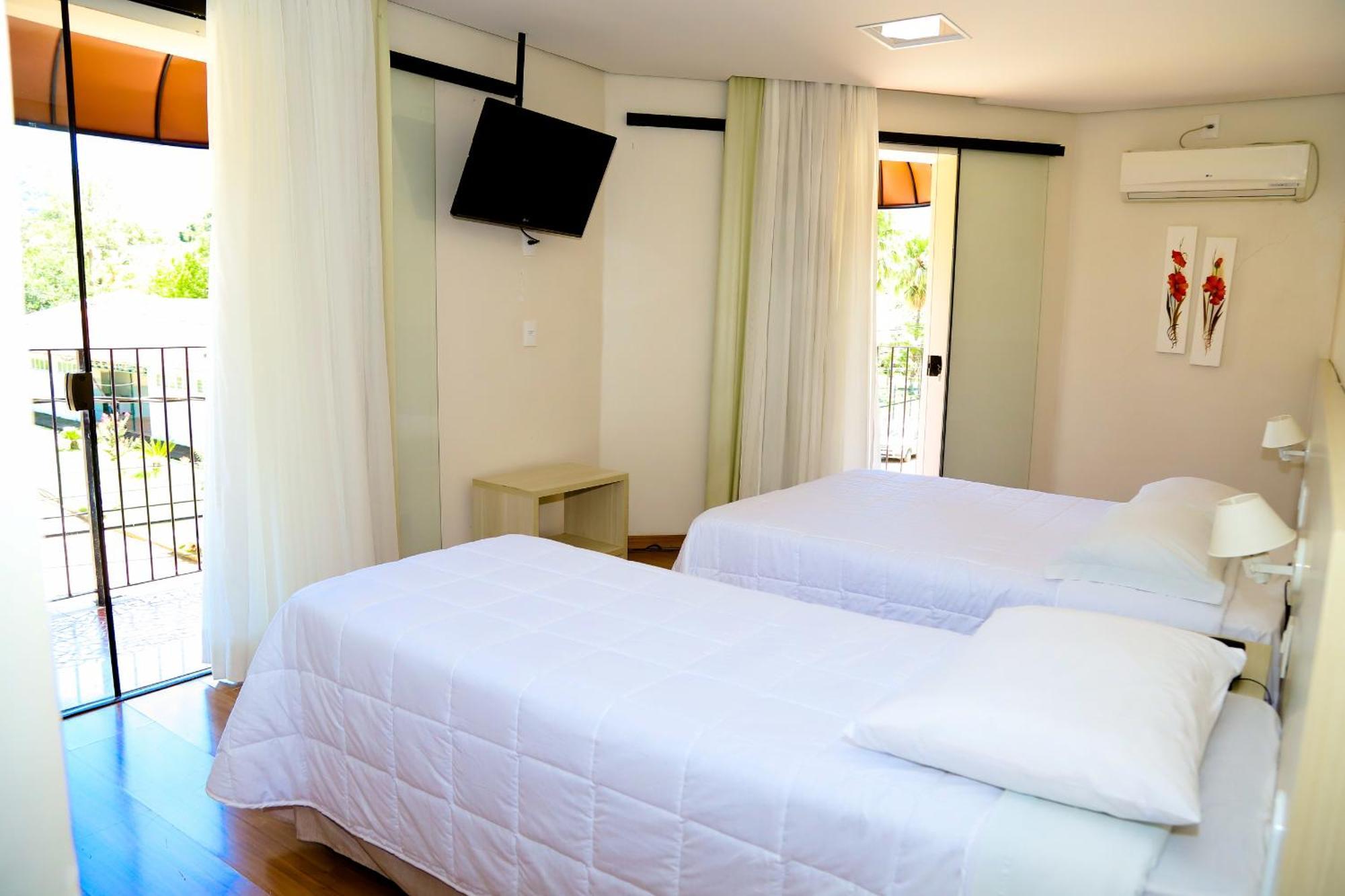 למבארי Voa Hotel Rezende מראה חיצוני תמונה